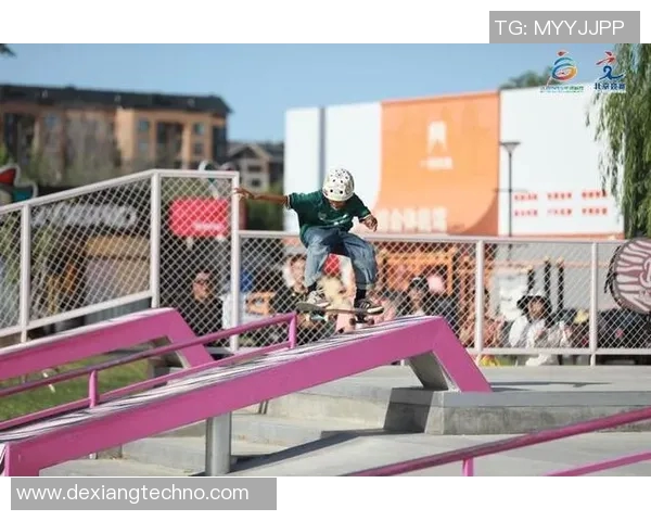 滑板战术揭秘:北京滑板队的防守策略与团队协作分析