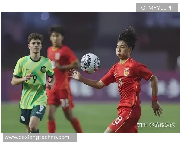 西安足球队的战术意识与比赛表现深度分析与探讨