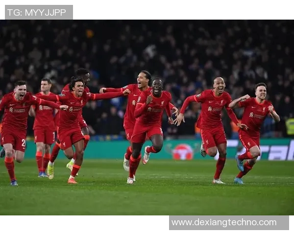 利物浦与巴萨激战成名场面进球回顾与精彩瞬间分析