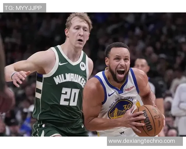 雄鹿与勇士精彩对决回放分析全场亮点与关键时刻重温