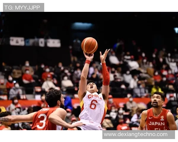 马来西亚男篮迎战新加坡队争夺东南亚篮球赛荣耀之战